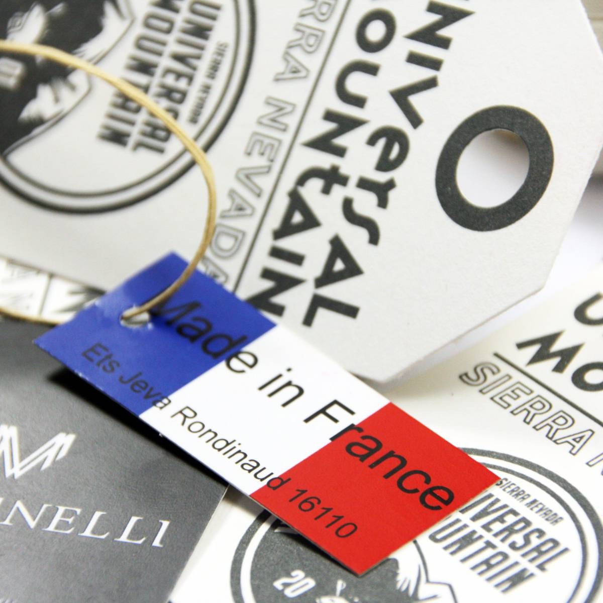 The role of the custom label manufacturer in a product's marketing strategy