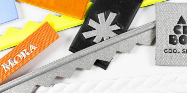 Aumenta la visibilidad de tu negocio contactando con BRITIGRAF, el fabricante de etiquetas personalizadas para calzado en Elche