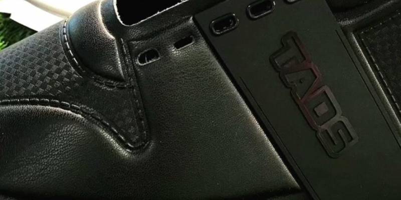 Con la fabricación de componentes para calzado grabados en alta frecuencia, te ofrecemos un producto único y personalizado